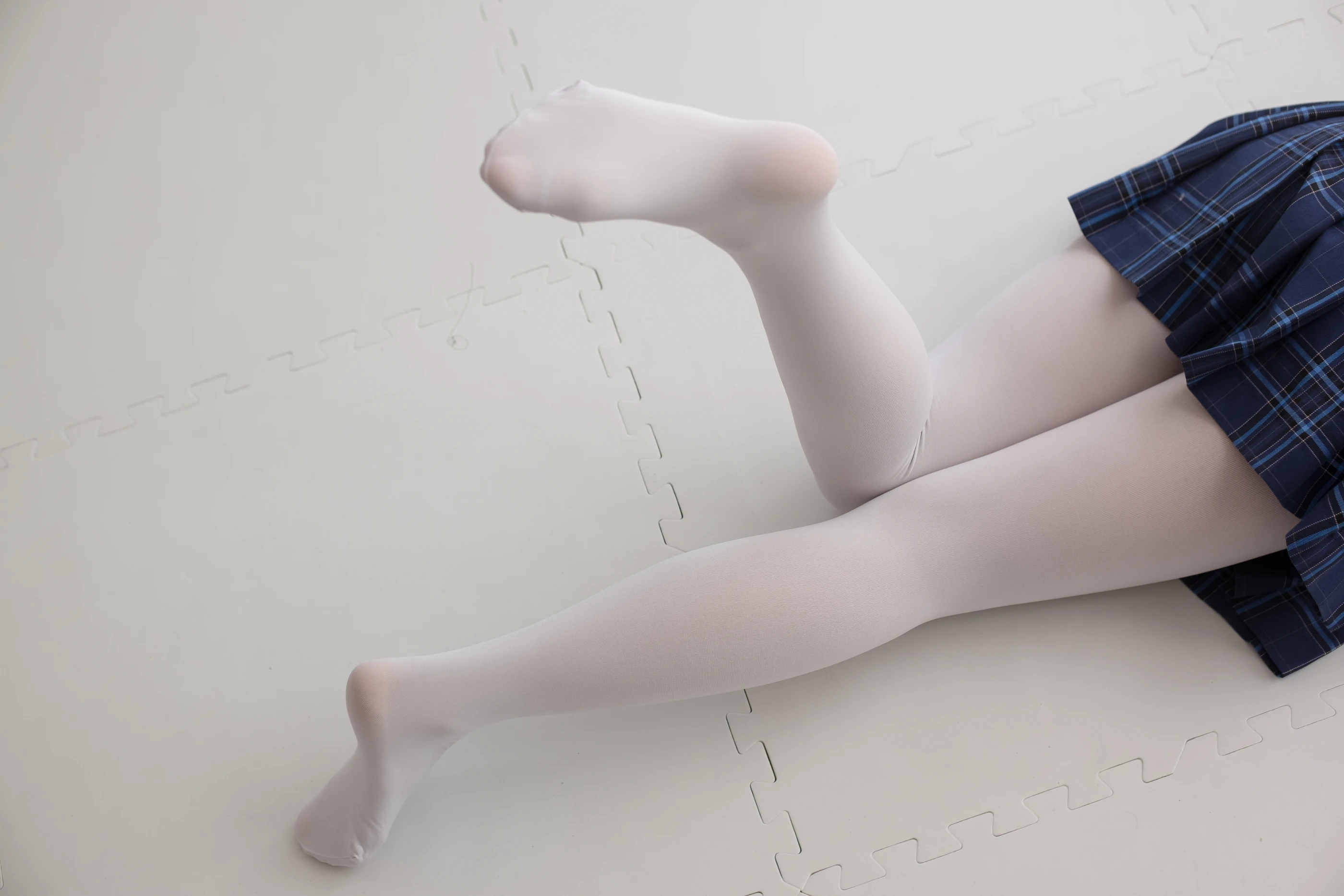 森萝财团 R15-047 [114P]插图5